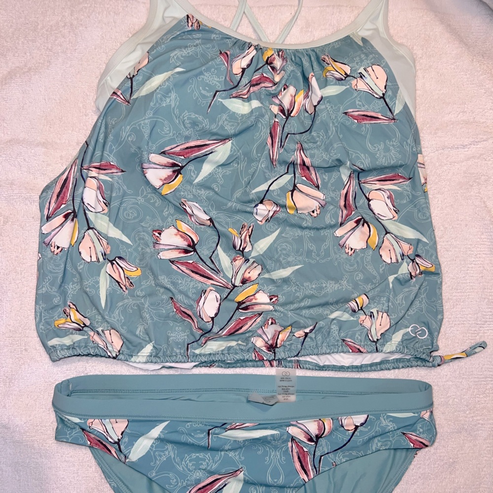 CALIA by Carrie Underwood Blue floral swimsuit